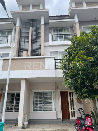 Link Villa for Rent at Borey Peng Huoth The Star Emerald Villa in Phnom Penh Capital