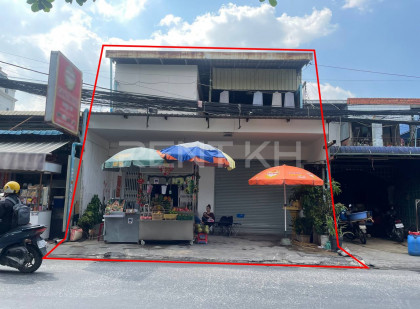 Shop House at Tumnob Tuek Flat in Phnom Penh Capital