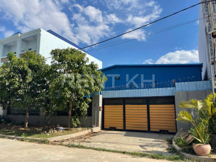 Warehouse for Rent nearly Wat Chhouk Var Warehouse in Phnom Penh Capital