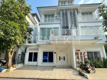 Link Villa for Rent at Borey Peng Huoth The Star Emerald Villa in Phnom Penh Capital