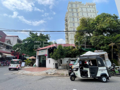 Corner Shop for Rent at Boeng Keng Kang 1 Flat in Phnom Penh Capital