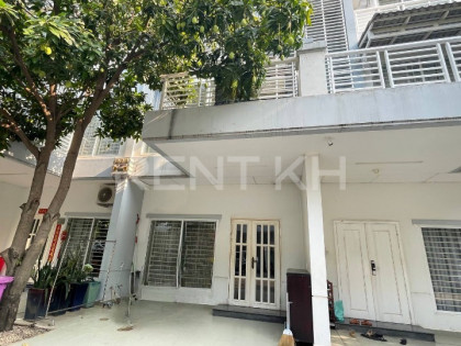 Link Villa for Rent at Borey Peng Huoth The Star Emerald, Sen Sok, Aeon 2 Villa in Phnom Penh Capital
