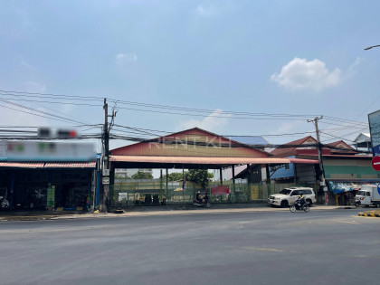 Warehouse for Rent at Khan Chrouy Changvar Warehouse in Phnom Penh Capital