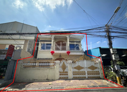 House for Rent at  Tuol Kork Villa in Phnom Penh Capital