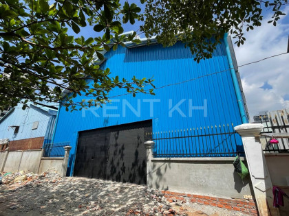 Warehouse for Rent nearly Toul Tom Poung Market Warehouse in Phnom Penh Capital