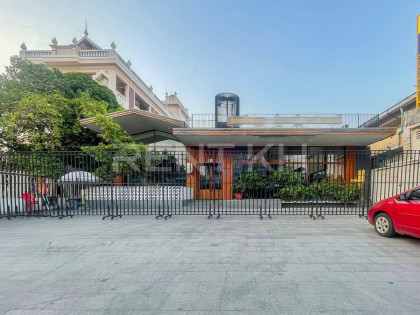 Shop for Rent at Khan Sen Sok, St 2004 Flat in Phnom Penh Capital