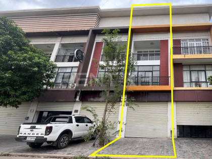 Link Villa for Rent at Borey Thai Chhunkhry Villa in Phnom Penh Capital