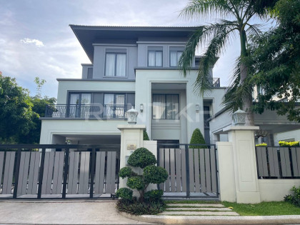 Queen II Villa for Rent at Borey Chip Mong Land, Grand Phnom Penh City Villa in Phnom Penh Capital