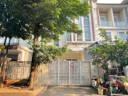 Link Villa for Rent at Borey Chip Mong Sensok Villa in Phnom Penh Capital