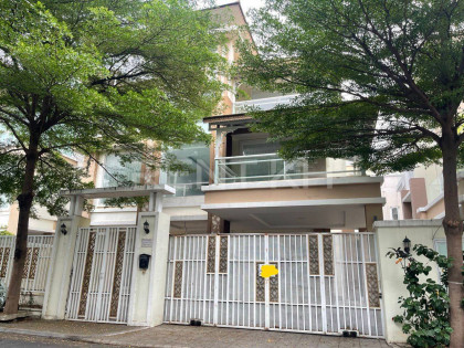 Twin Villa for Rent at Barry Orkide 2004 Villa in Phnom Penh Capital