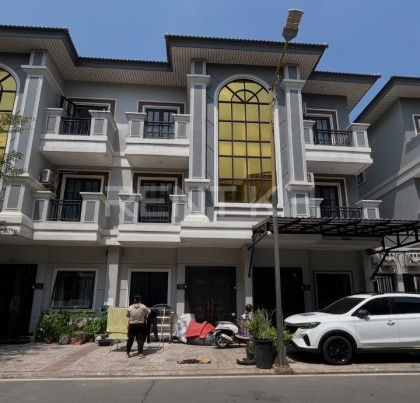 Link Villa for Rent at Borey Thai ChhunKry Sen Sok Villa in Phnom Penh Capital