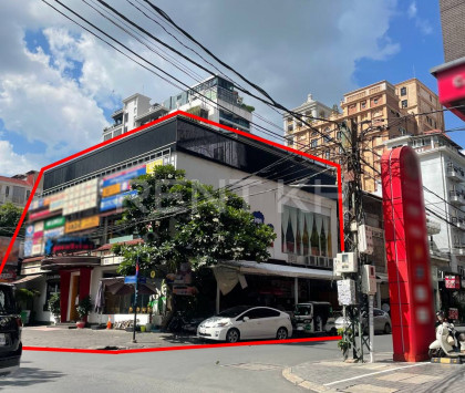 Cornner Shophouse for Rent at Boeng Keng Kang1 Flat in Phnom Penh Capital