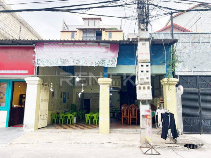 Shophouse for Rent near Toul Tumpung Market Flat in Phnom Penh Capital