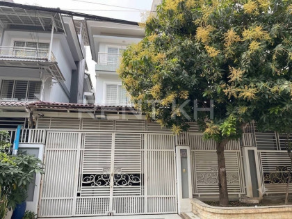 Twin Villa for Rent at Borey Piphub Tmei Sensok Villa in Phnom Penh Capital