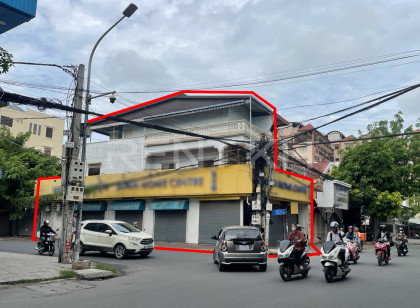 Shophouse for Rent near Toul Tumpung Market (Russian Market) Flat in Phnom Penh Capital