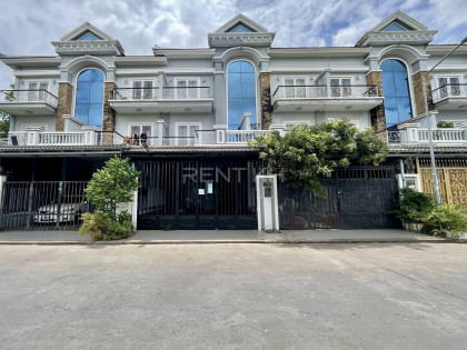 Twin Villa for Rent at Borey Vimean Phnom Penh Villa in Phnom Penh Capital