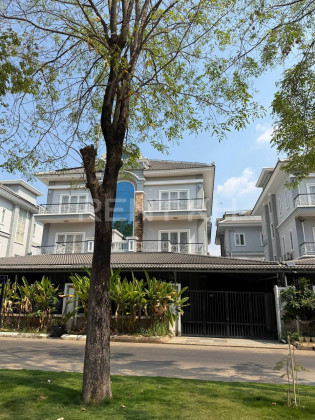 Twin Villa for Rent at Borey Vimean Phnom Penh Villa in Phnom Penh Capital