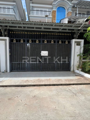 Twin Villa for Rent at Borey Vimean Phnom Penh Villa in Phnom Penh Capital