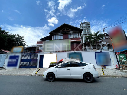 Shophouse for Rent at Sangkat Boeung Keng Kang Flat in Phnom Penh Capital