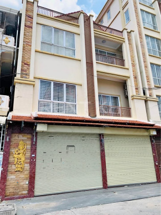 Shop for Rent at Tuol Kork Flat in Phnom Penh Capital