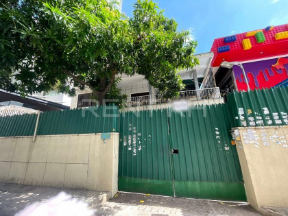 Shophouse for Rent at Sangkat Boeung Keng Kang Flat in Phnom Penh Capital