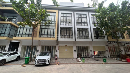 Shop house For Rent at Borey Peng Huot Borung Snor Villa in Phnom Penh Capital