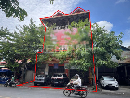 Shophouse for Rent at Toul Kork Flat in Phnom Penh Capital