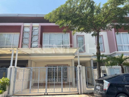 Link House for Rent at Borey Orkede 6A Villa in Phnom Penh Capital