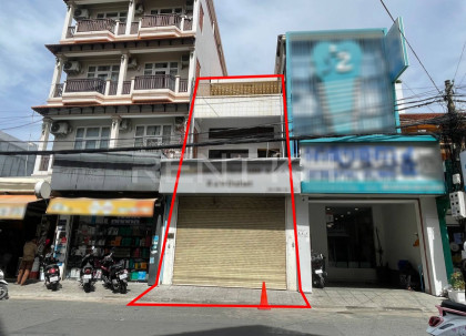 Shophouse for Rent near Toul Tumpung Market (Russian Market) Flat in Phnom Penh Capital