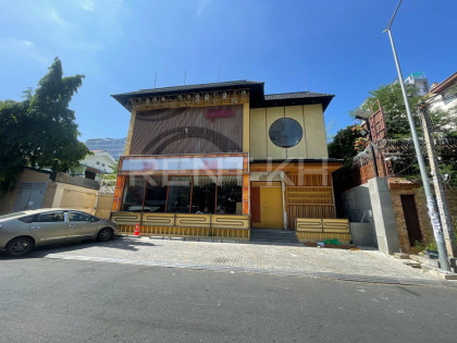 Shophouse for Rent at Sangkat BKK1 Flat in Phnom Penh Capital