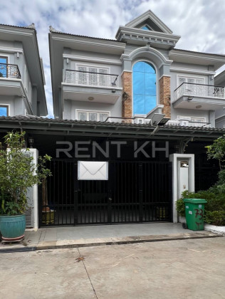 Twin Villa for Rent at Borey Vimean Phnom Penh Villa in Phnom Penh Capital