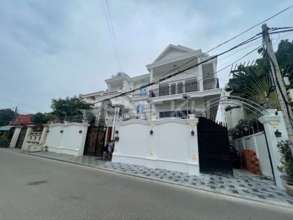 Single villa for rent near Phnom Penh Tmei Villa in Phnom Penh Capital