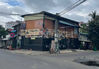 Corner Shop for Rent at Boeng Trabaek Flat in Phnom Penh Capital