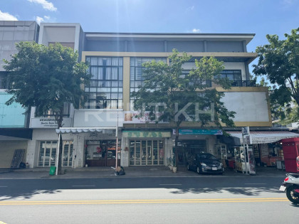 Shop House For rent at Borey Peng Hout Beung Snor Villa in Phnom Penh Capital