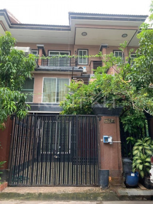 Link villa for rent at Borey Tokyo Villa in Phnom Penh Capital