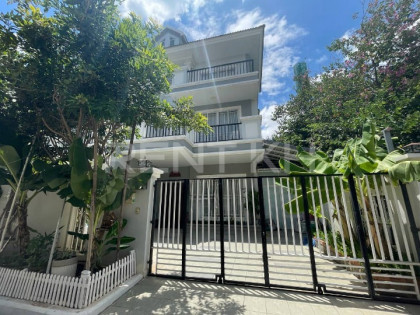 Twin villa for rent at Borey Phnom Penh Thmey Elite Park 2. Villa in Phnom Penh Capital