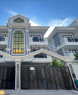 Twin villa for rent at Borey Thai Chhun Kry Villa in Phnom Penh Capital