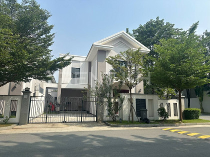 Corner Villa Prince for rent at Borey Phnom Penh Park6A Villa in Phnom Penh Capital