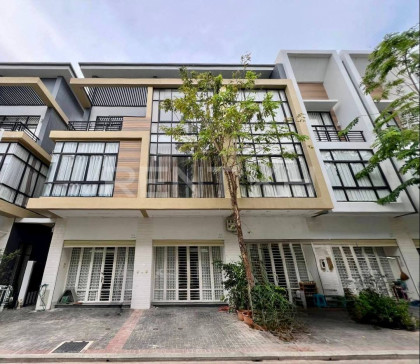 Shop House For rent at Borey Peng Hout Beung Snor Villa in Phnom Penh Capital