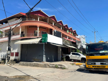 Shop for Rent at Phnom Penh Thmei Flat in Phnom Penh Capital