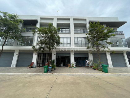 Shop House For rent at Borey Chip Mong 6A Villa in Phnom Penh Capital