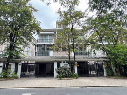 Twin Villa for rent at Borey Peng Hout Bueng Snor Villa in Phnom Penh Capital