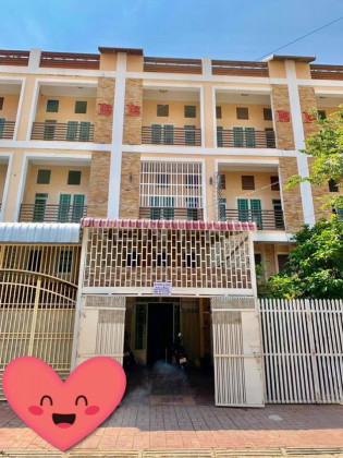 Link villa for rent near Cambodian Trade Union Federation Villa in Phnom Penh Capital