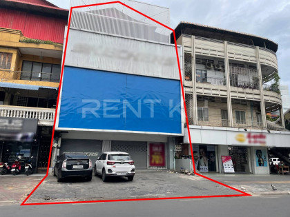 Shophouse for at Toul Kork Flat in Phnom Penh Capital
