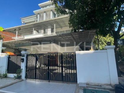 Twin Villa for rent atBorey Peng Huoth The Star Emerald 2 Villa in Phnom Penh Capital